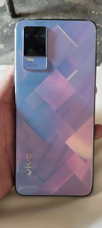 vivo v 21e 8 128 box charger K sath 7