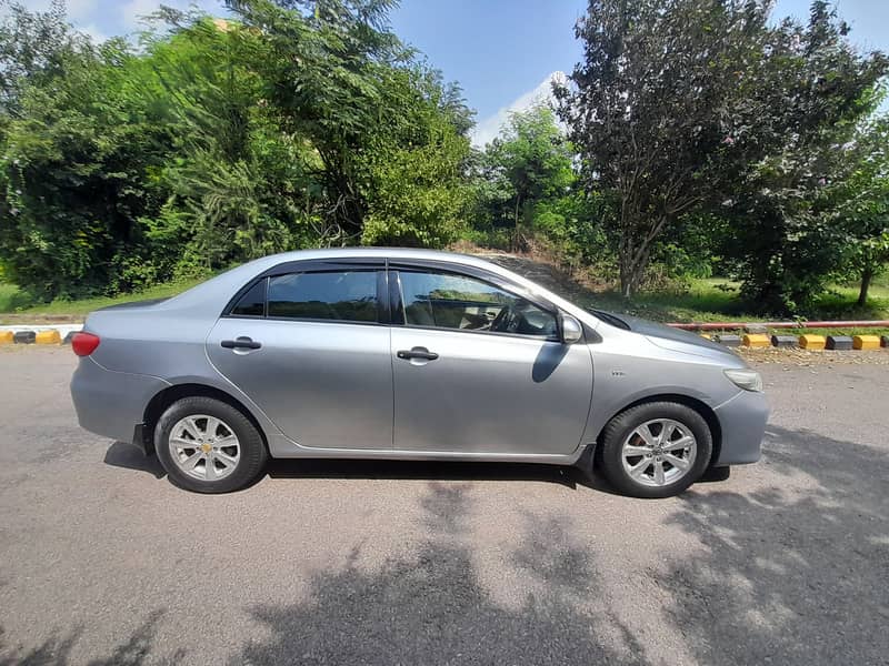 Toyota Corolla GLI 2011 Toyota Corolla GLi 1.3 VVTi Manual 4