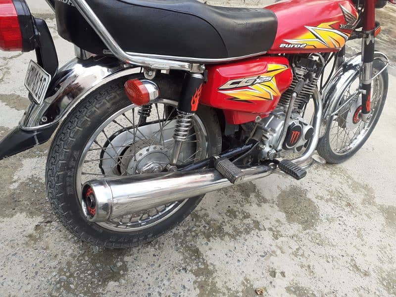 Honda CG 125 2021 hy all punjab Number hy genuine No plat sath hy 11