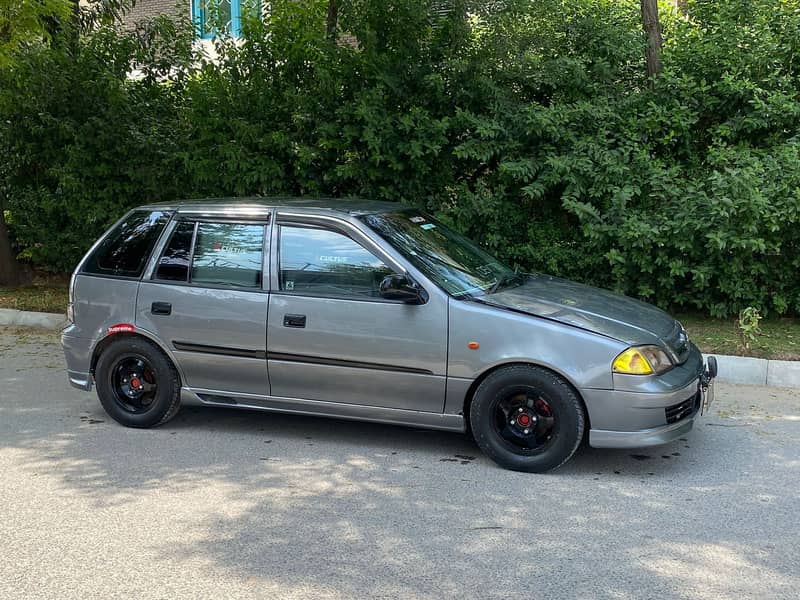 Suzuki cultus 2011 Genuine Condition 0