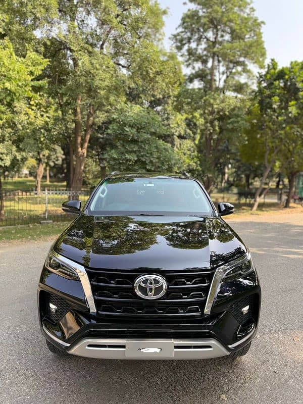 Toyota Fortuner 2021 3