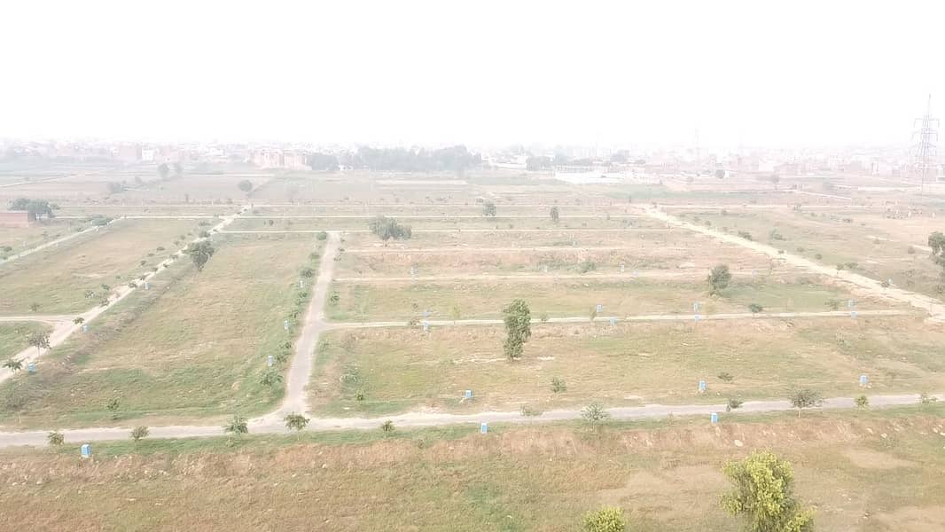 5 Marla Possession Plots On 30 Months Easy Instalment Zamin City LDA Approved All Facilities available 6