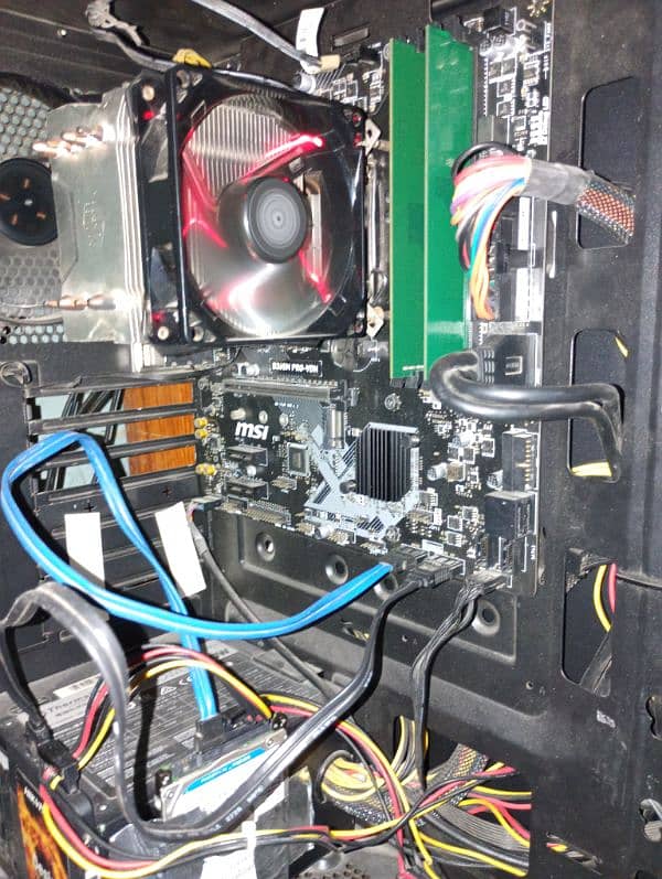 i3 8100 B365M 20GB RAM QUADRO K2000 Gaming PC. 10