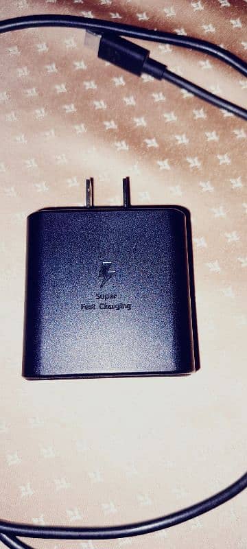 Selling Samsung Galaxy S23 Ultra Super Fast Charger 45 Watt 2