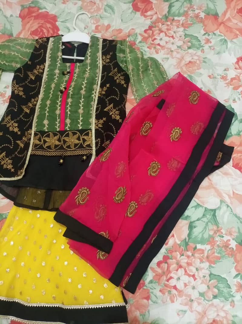 Gharara Suit With Dupatta (Fabric Shafoon & Masoori) (Size 2Y & 7-8Y) 2