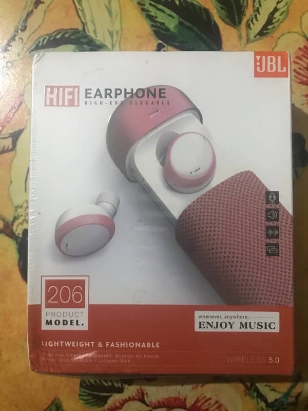 Ear buds mix new lot (Only battery dead) 4