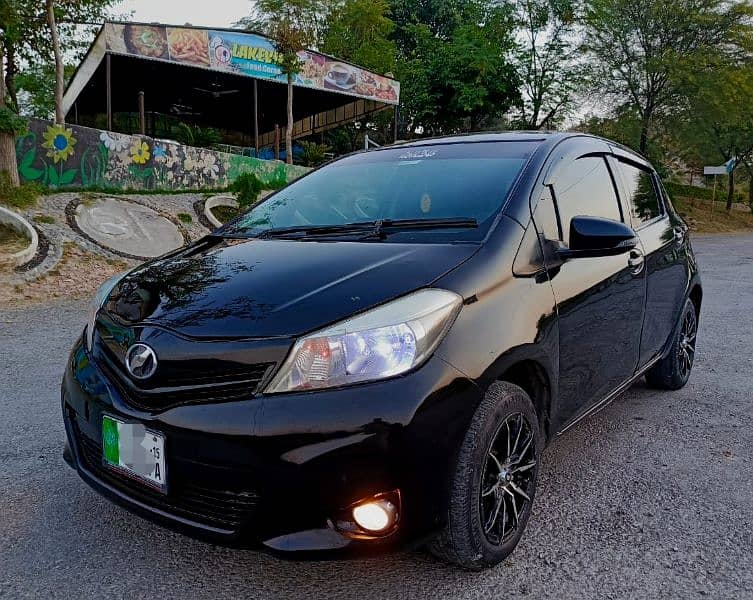 Toyota Vitz URGENT sale lush condition 2