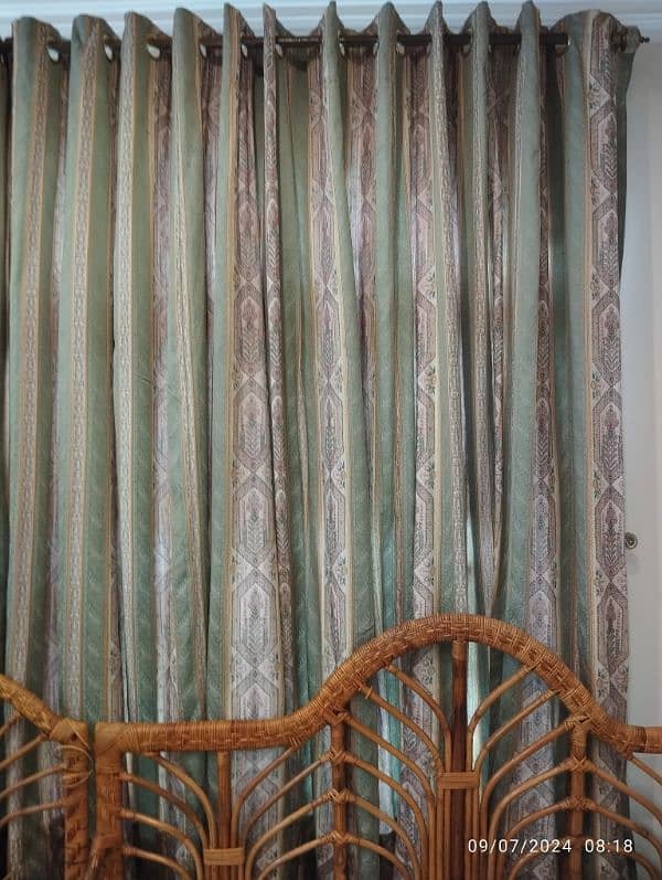 white / blue / velvet / curtain / chiffon / lounge / drawing room 10