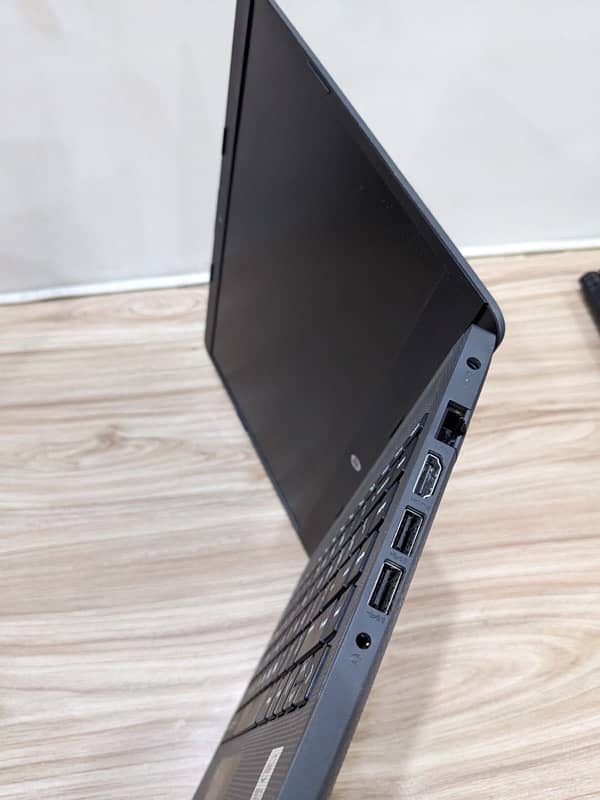 HP laptop 240 G8 i3 10th gen 3