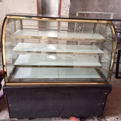 Cake Counter Pastry Counter Glass Counter Heat And Chilled Counter 0