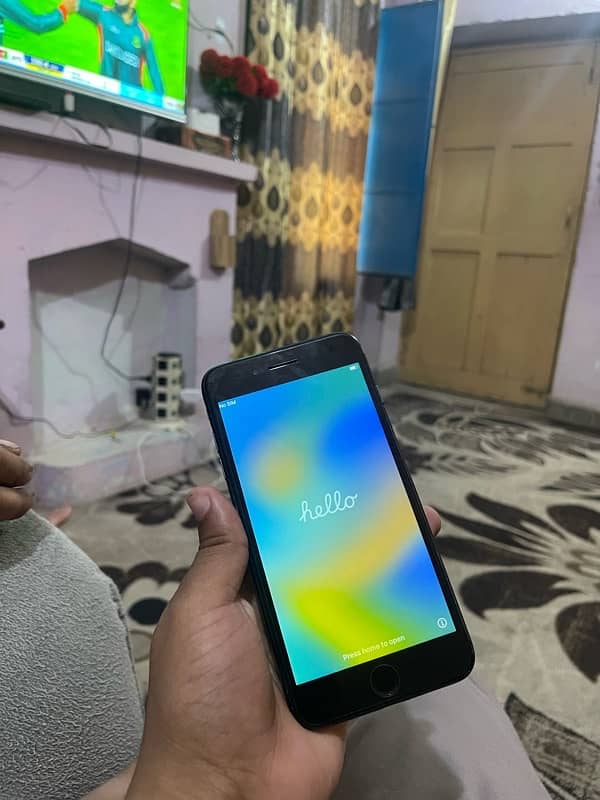 i phone 8 plus PTA approved 4