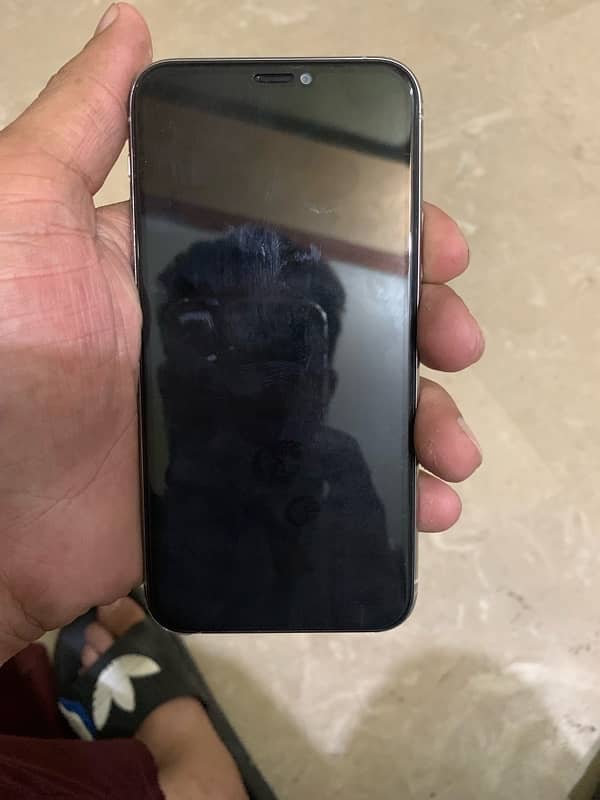 iphone 11 pro physicall pta 4