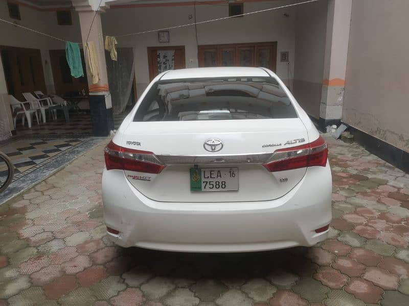 Toyota Corolla Altis 2016 13