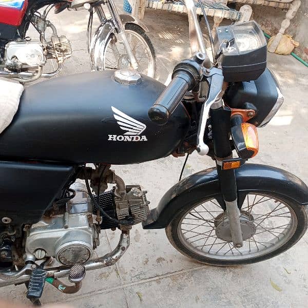 hello jisko bike chaya rabta kr sagta hai 3