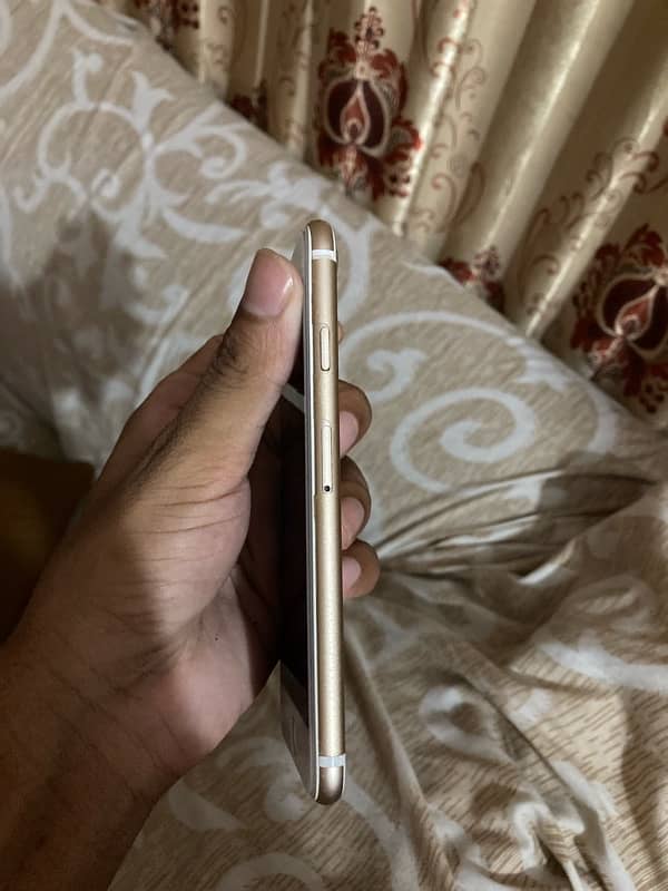 Iphone 7 10 By 9 Non PTA (FU) 1