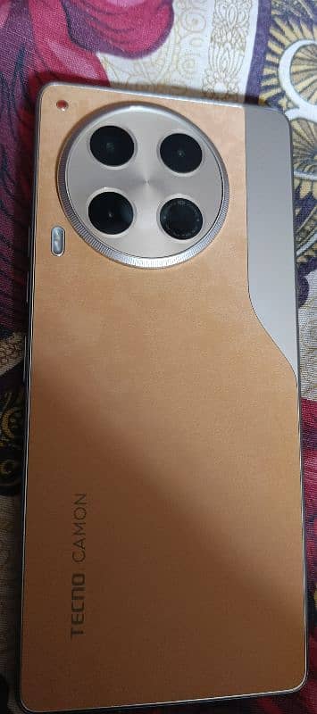 camon 30 loewe 10 days used 6