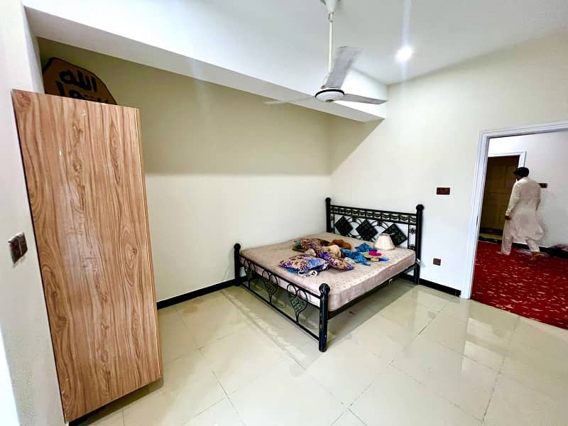 2 BEDROOM FURNISHED FLAT FOR RENT F-17 ISLAMABAD ALL FACILITY AVAIL 1