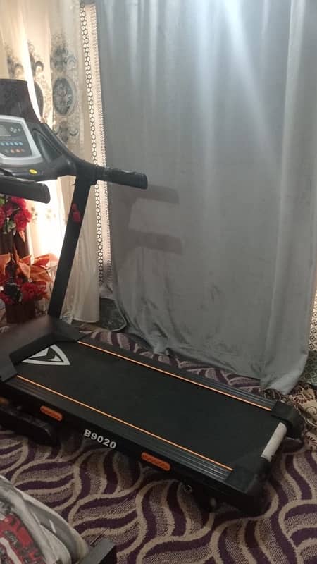 treadmill new condition for sale 2