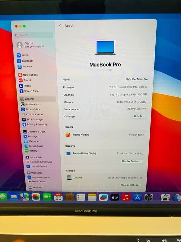 MacBook Pro  15” 2017  i7/16/256 1