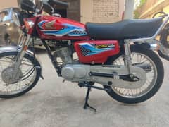 Min apna bike Honda CG 125 sale kr Raha hun 0