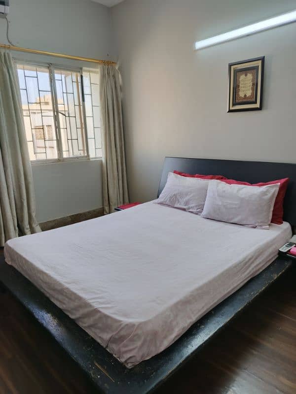 Habit Wooden bed for sale 4