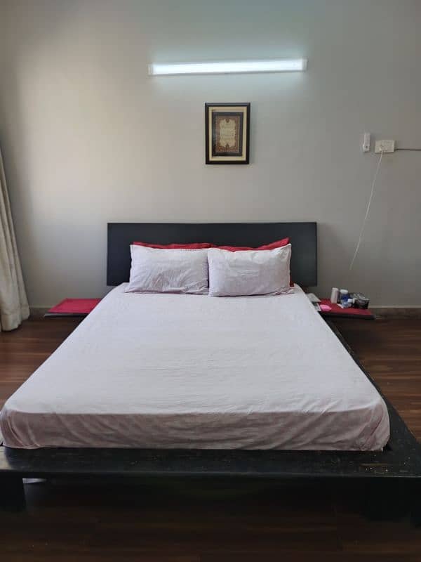 Habit Wooden bed for sale 5