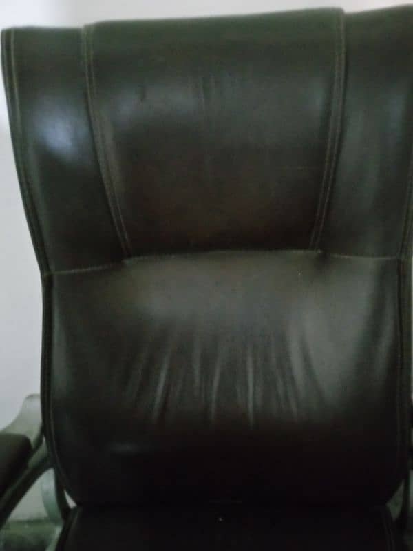 Office Chair Condition 10/8 4