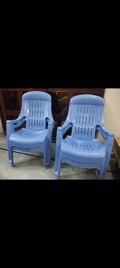 Boss company chairs available only 10,000