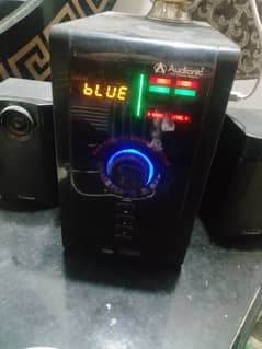 Audionic speakers for sale 0