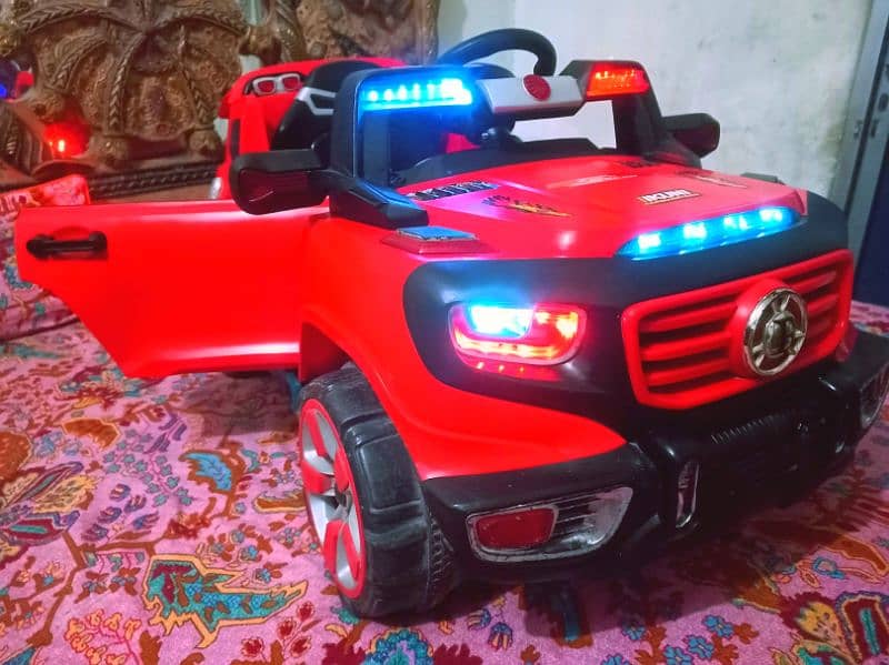 KIDS imported electric jeep car excellent condition opening doors+digi 5