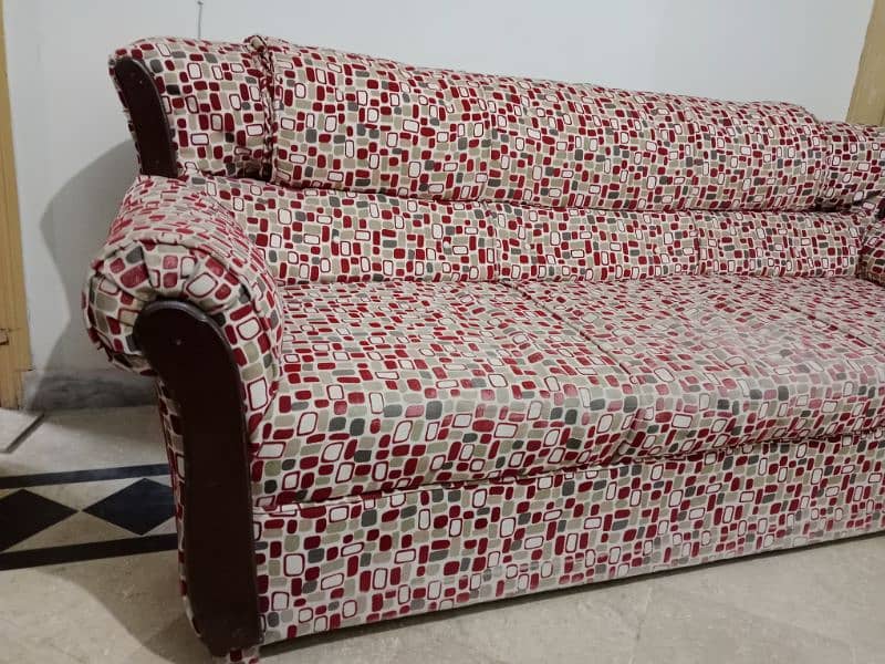 5 seater sofa set for sale - Available for quick sale 1