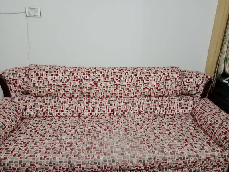 5 seater sofa set for sale - Available for quick sale 4