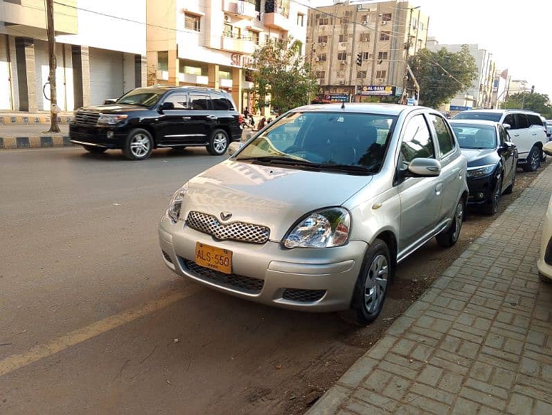 Toyota Vitz 2001 0