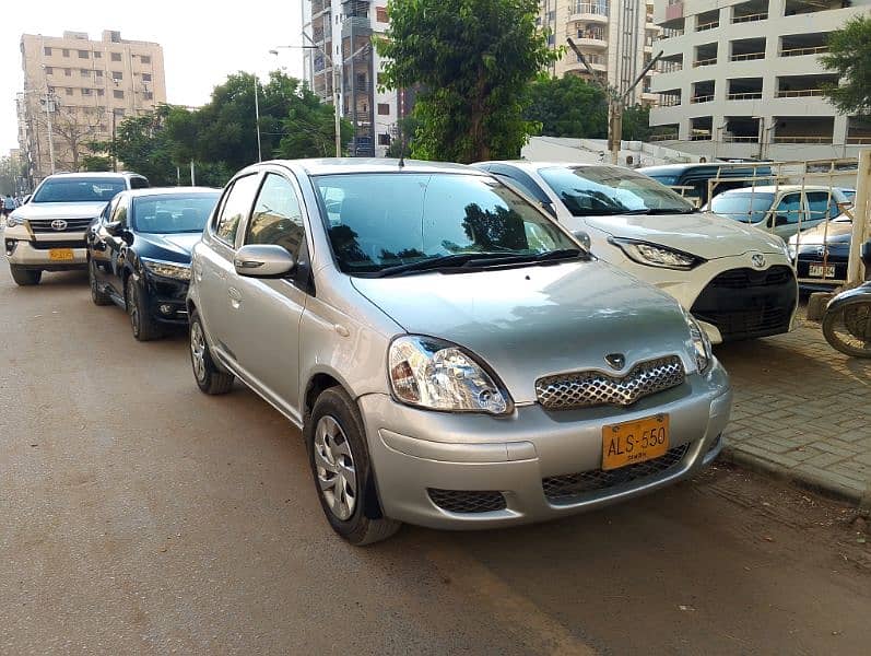 Toyota Vitz 2001 1