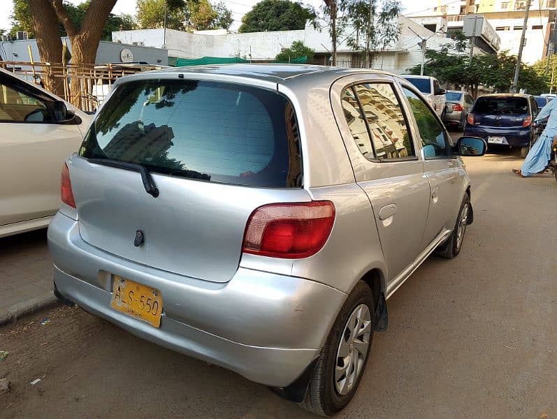 Toyota Vitz 2001 2