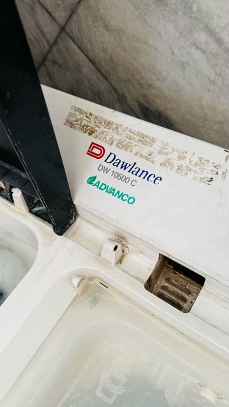 Dawlance washing machine full size. . 100% working 4