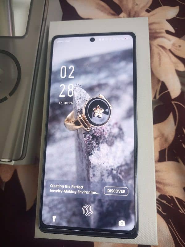 Infinix 40  9.5/10 condition 2