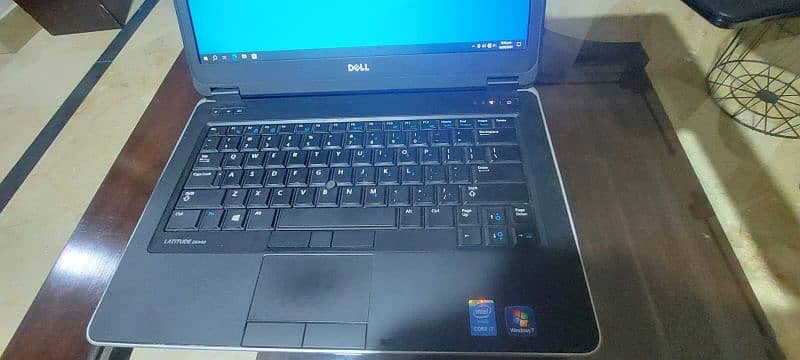 hp laptop 4