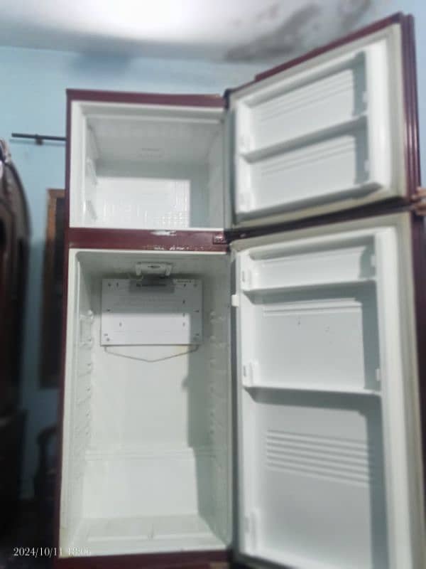 PEL Refrigerator 2014 Model 6