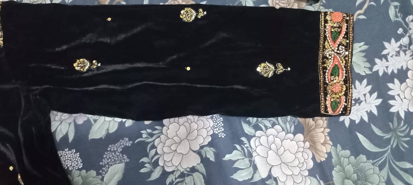 Heavy embroidered dress for sale 2