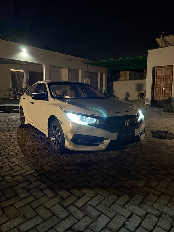 Honda Civic Oriel 2018 11