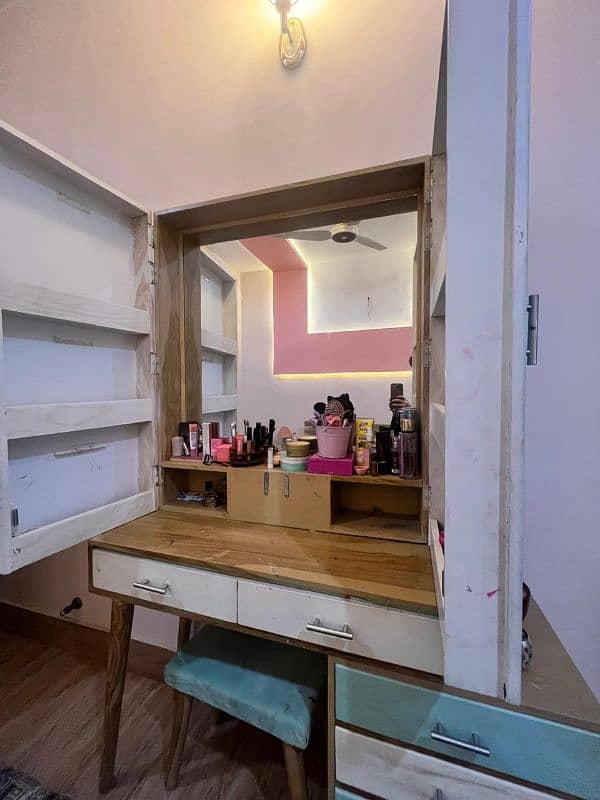 Dressing Table for Girls 2