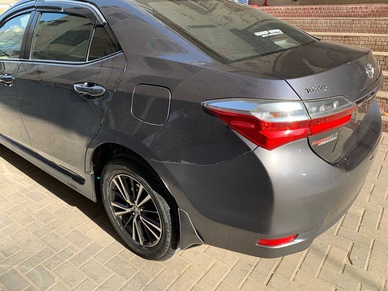 Toyota Corolla Altis 2018 4