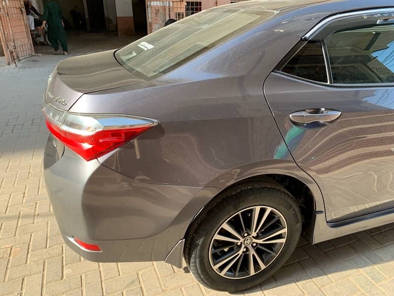 Toyota Corolla Altis 2018 6