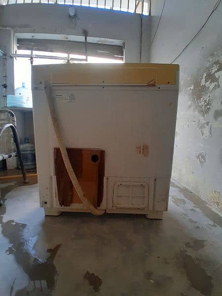 Twin Tub Washing Machine NA-W1300T 5