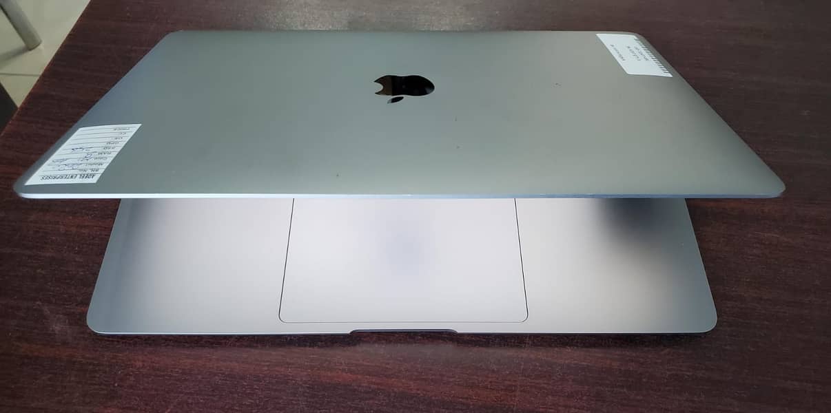 Macbook AIR M1 2020 13" 8GB RAM 256GB SSD 1