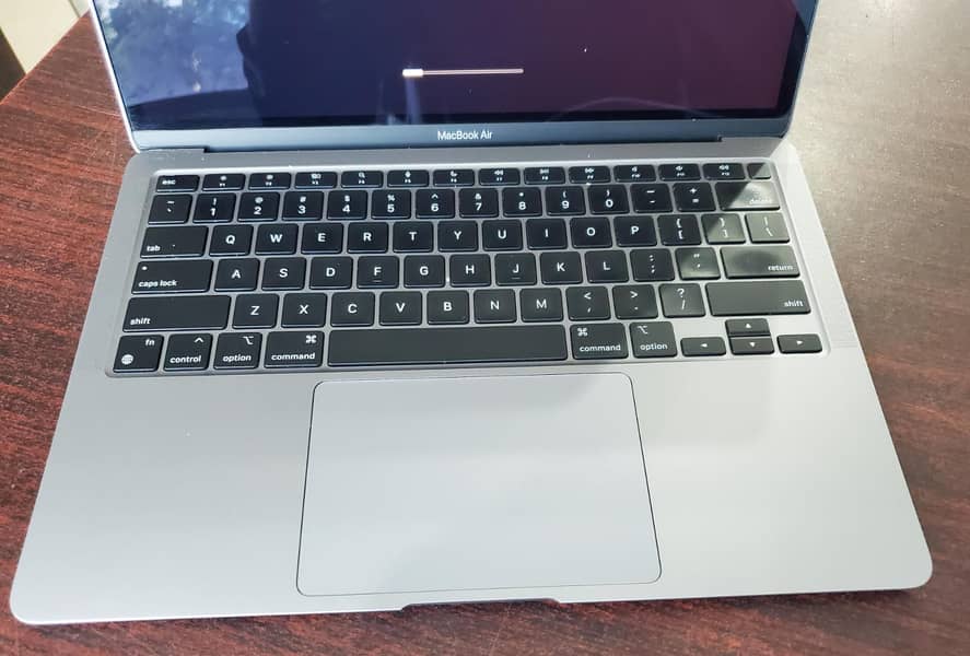 Macbook AIR M1 2020 13" 8GB RAM 256GB SSD 3