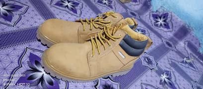 Soilder boots