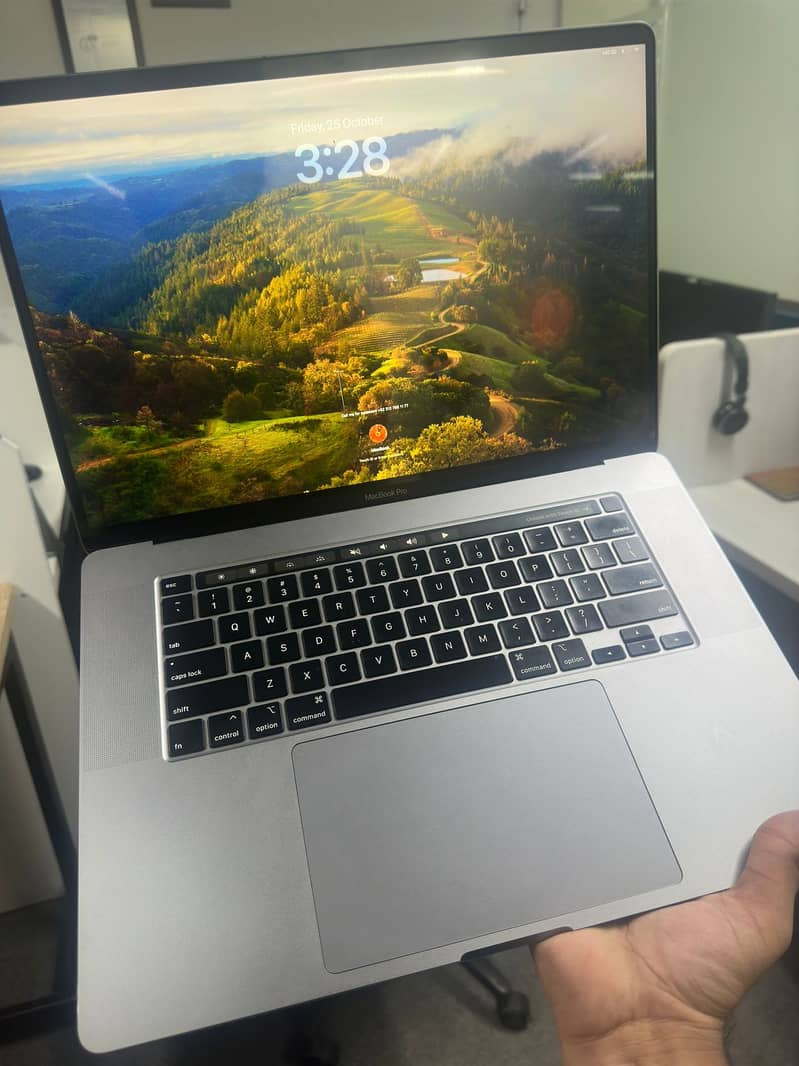 Apple MacBook Pro 2019 – Intel Core i9, High-Performance Laptop 8