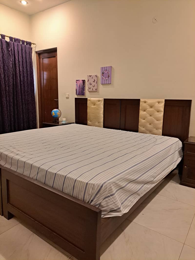 Single Bed Without Mattress 1